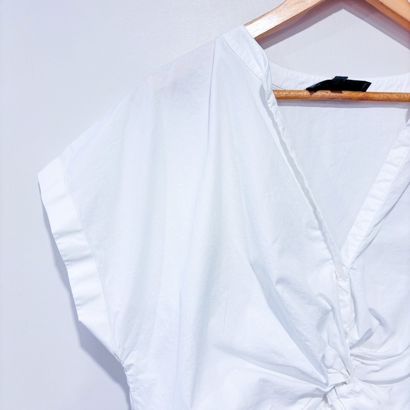SUNDAY IN BROOKLYN White cropped cotton blouse | Front knot * - Picture 3 of 7